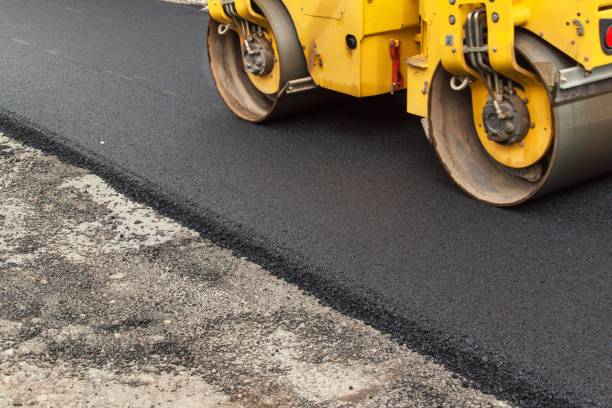 Best Residential Driveway Paver Services  in Minooka, IL